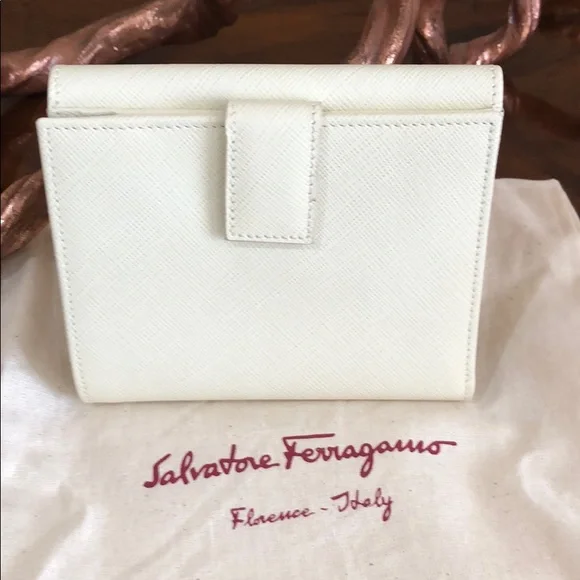 Salvatore Ferragamo Cream Leather Small Wallet with Silver Hardware - Picture 2 of 8